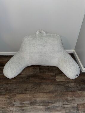 UGG Backrest Pillow